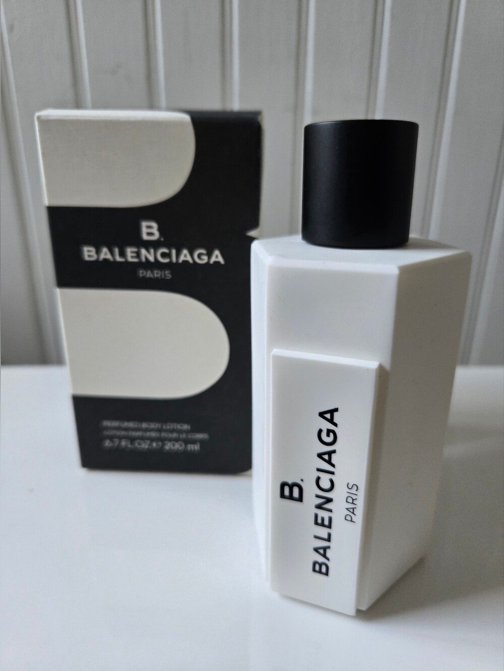 B Balenciaga Paris Body Lotion 6.7 fl oz / 200 ml - Discontinued Rare
